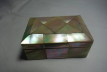 Mother Of Pearl Patch Box - MPP95