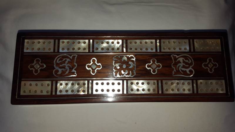 Victorian Rosewood & Mother of Pearl Cribbage Box