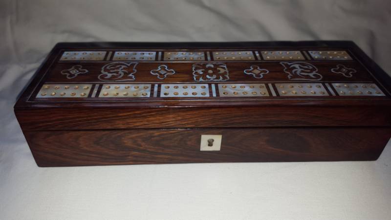Victorian Rosewood & Mother of Pearl Cribbage Box